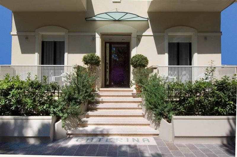 Residence Caterina Cattolica Buitenkant foto